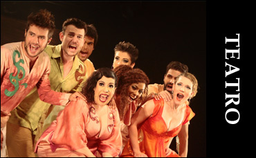 TEATRO - BEATLES NUM CÉU DE DIAMANTES